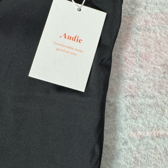 Andie Swim The Nantuckit One-Piece One-Shoulder Swimsuit Black - Picture 5 of 7